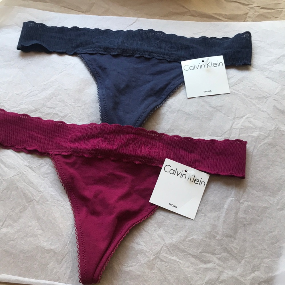 NWT Calvin Klein Lace and Cotton Thong Pack-2 Smal